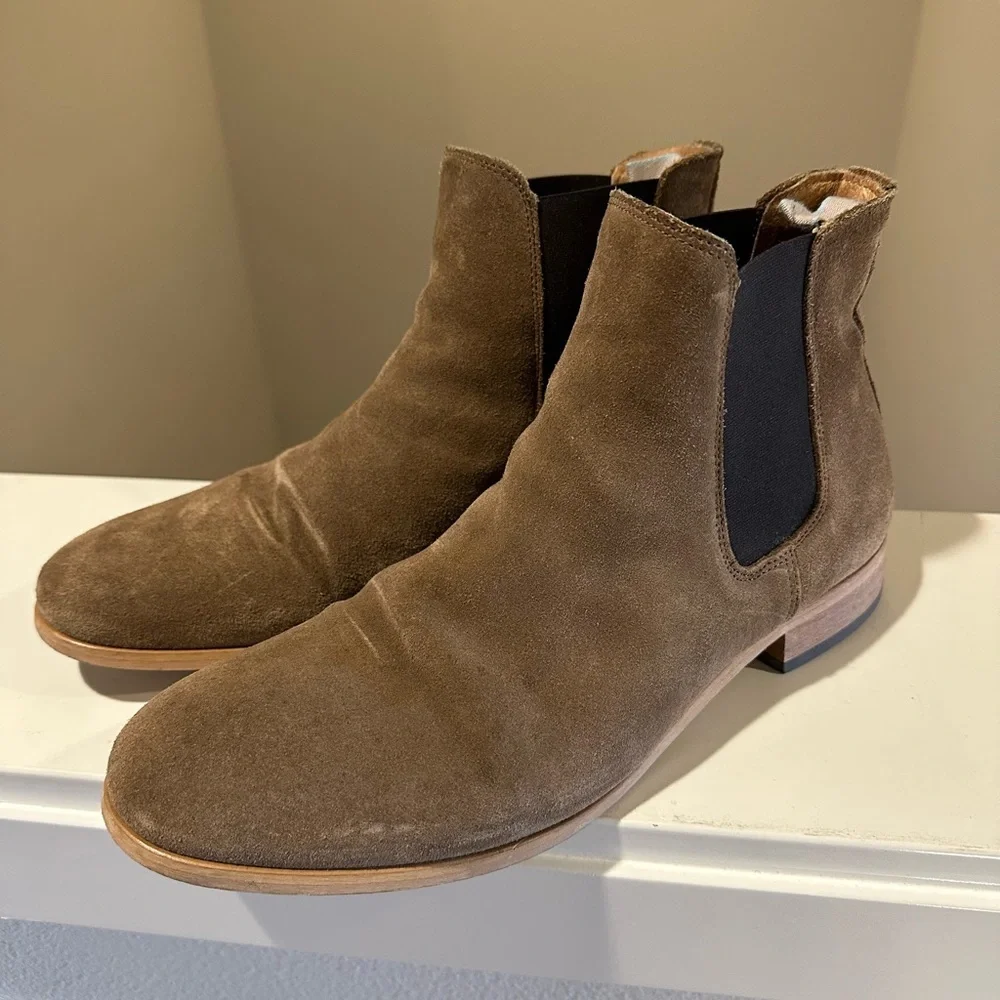 SHOE THE BEAR - Dev Chelsea Boot, Men’s Size 12, Tan Suede
